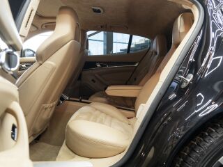 Porsche Panamera GTS 4.8 316кВ