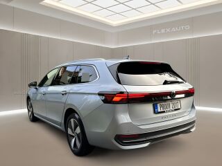 Volkswagen Passat Business 1.5 eTSI 110kW