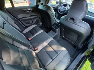 Volvo V60 T6 R-Design Recharge AWD 2.0 R4 251kW