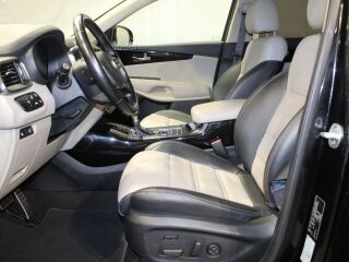 Kia Sorento Platinum TX AWD 2.2 147кВ