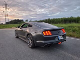 Ford Mustang EcoBoost 2.3 227kW