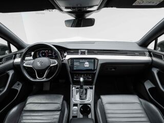 Volkswagen Passat Elegance 2.0 110kW