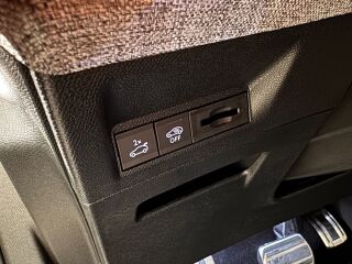 Peugeot 5008 GT Hybrid 145 e-DCS6 1.2 100кВ