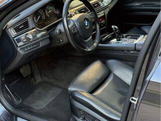 BMW 730 Shadoline 3.0 180кВ