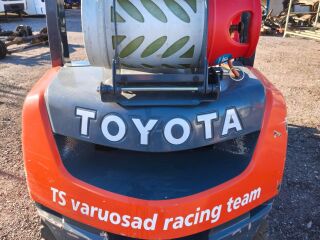 Toyota Tonero HST 068FG25F