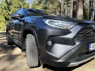 Toyota RAV4 Premium Plus / All Weather / AWD 2.5 131kW