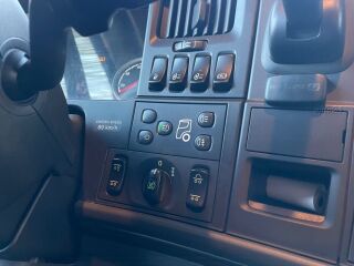 Scania R560 6x2 Tow truck