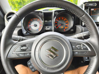 Suzuki Jimny 1.5 75кВ