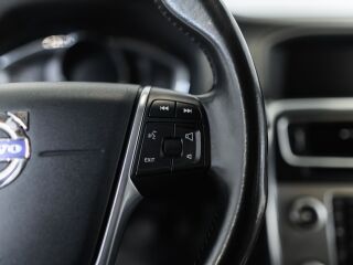 Volvo V60 Facelift Momentum 2.0 133kW