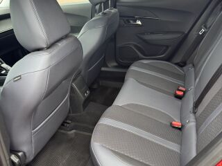 Peugeot 2008 Allure Pack BlueHDi 130 AT8 1.5 96kW