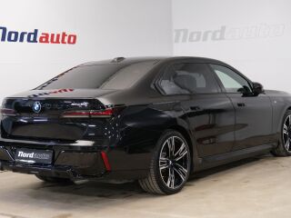BMW i7 xDrive60  M Sportpakett Pro Executive 400kW