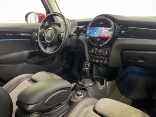 MINI Cooper 5D 1.5 100кВ