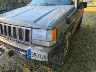 Jeep Grand Cherokee V8 5.2 V8 158kW