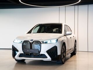 BMW iX xDrive 40 102кВ