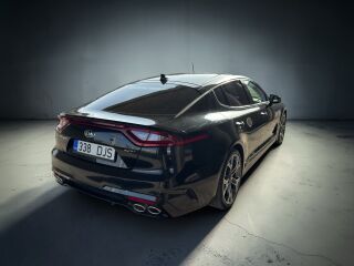 Kia Stinger GT 3.3 272kW