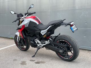 BMW F 900 R R2 77kW