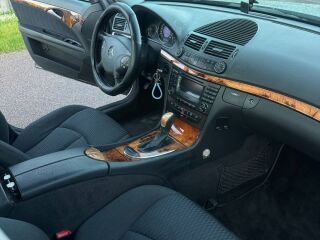 Mercedes-Benz E 220 2.1 110kW