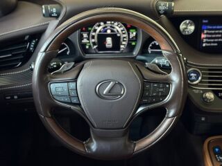 Lexus LS 500h AWD Luxury 3.5 220kW