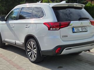 Mitsubishi Outlander 2.0 110kW