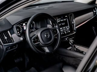 Volvo V90 Cross Country D5 AWD PRO 2.0 173кВ