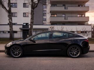 Tesla Model 3 Long range  AWD 153kW