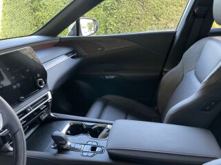 Lexus RX 450h+ Luxury 2.5 136kW