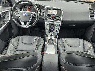 Volvo XC60 OCEAN RACE 2.4 133kW