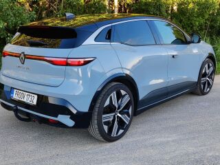 Renault Megane E-TECH 60KWH R220 OPTIM ICONIC 160kW