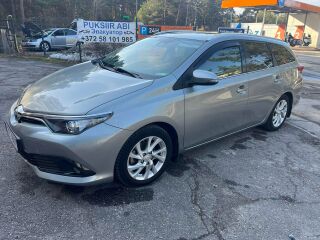 Toyota Auris 1.6 97kW