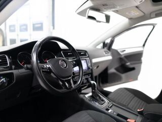 Volkswagen Golf Facelift CUP-Edition 2.0 110kW