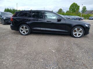 Volvo V60 T6 AWD R-DESIGN RECHARGE 2.0 251kW