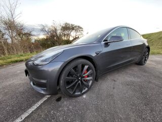 Tesla Model 3 Performance FSD 377kW
