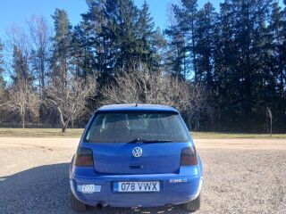 Volkswagen Golf 1.6 74kW