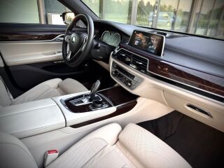 BMW 730 3.0 R6 195kW