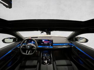 BMW i5 M60 xDrive M-Sportpakett Pro 442kW
