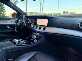 Mercedes-Benz E 220 2.0 143kW