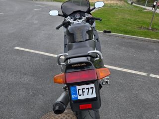 Honda VFR 750 F 74kW