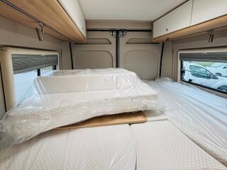 Citroen RoadCar VAN 640 2.2 HDI 121kW