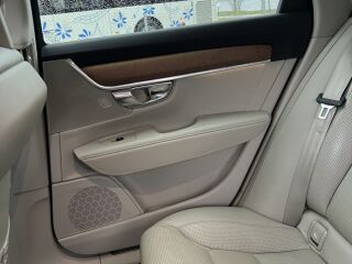 Volvo V90 2.0 235kW