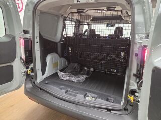 Ford Transit Courier EcoBoost 1.0 91кВ