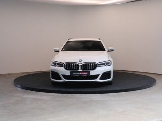 BMW 530 E X-Drive M-Sportpakett 2.0 215kW