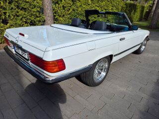 Mercedes-Benz SL 560 5.5 V8 170kW