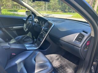 Volvo XC60 2.4 158kW
