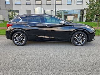 Infiniti Q30 LUXE City Black AWD 2.1 D 125kW