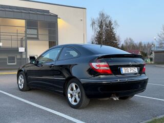 Mercedes-Benz C 220 203CL 2.1 110кВ