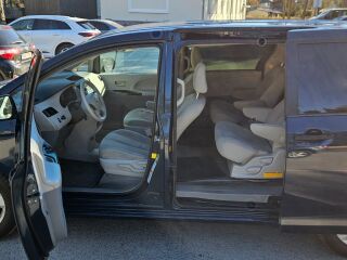 Toyota Sienna 3.5 197kW