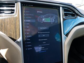 Tesla Model S 85D 270kW 270kW