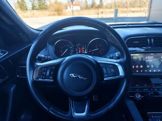 Jaguar F-Pace 3.0 221kW