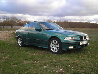 BMW 318 IS 1.8 R4 103kW