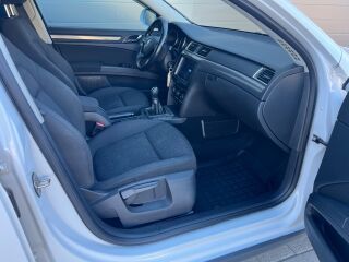 Skoda Superb 1.8 118kW